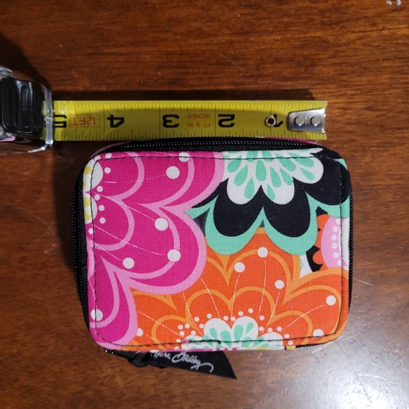 Vera Bradley Pill Organizer Box  In Ziggy Zinnia - Picture 8 of 8